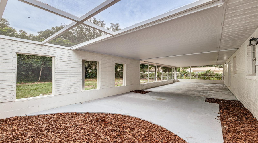 Lake Wales, Florida 33898, 3 Bedroom Bedrooms, ,2 Bathroombathrooms,Residential,For Sale,Capps,0,Mfrl4963688