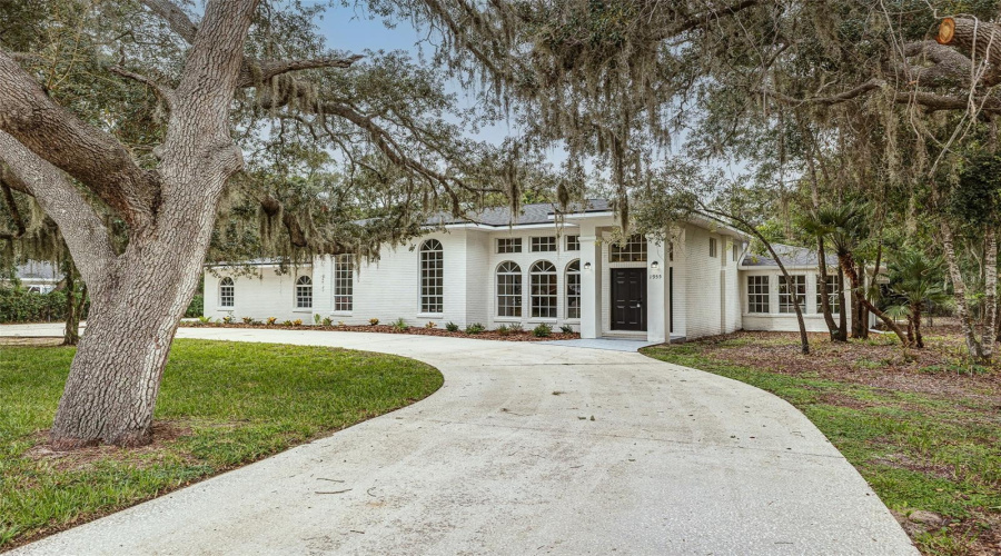 Lake Wales, Florida 33898, 3 Bedroom Bedrooms, ,2 Bathroombathrooms,Residential,For Sale,Capps,0,Mfrl4963688