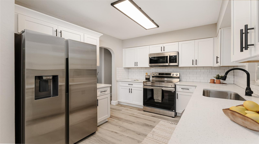 Lake Wales, Florida 33898, 3 Bedroom Bedrooms, ,2 Bathroombathrooms,Residential,For Sale,Capps,0,Mfrl4963688