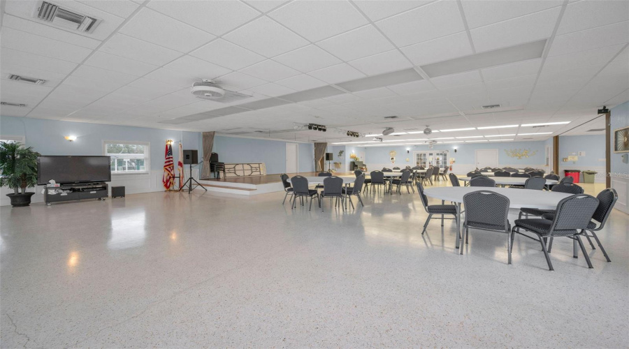 Largo, Florida 33773, 2 Bedroom Bedrooms, ,2 Bathroombathrooms,Residential,For Sale,Tahitian,0,Mfrtb8529171