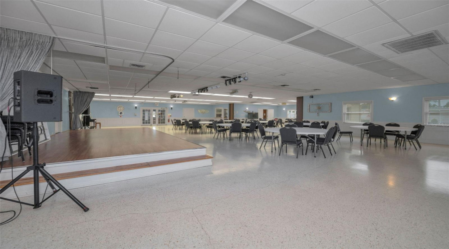Largo, Florida 33773, 2 Bedroom Bedrooms, ,2 Bathroombathrooms,Residential,For Sale,Tahitian,0,Mfrtb8529171