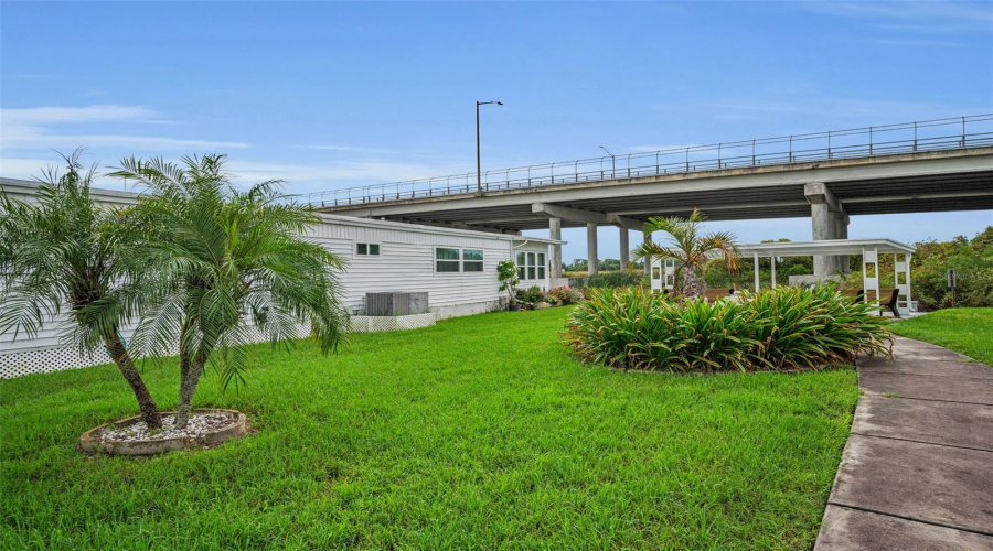 Largo, Florida 33773, 2 Bedroom Bedrooms, ,2 Bathroombathrooms,Residential,For Sale,Tahitian,0,Mfrtb8529171