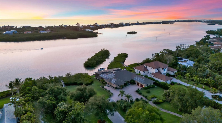 Nokomis, Florida 34275, 3 Bedroom Bedrooms, ,2 Bathroombathrooms,Residential,For Sale,Laurel,0,Mfra4694029