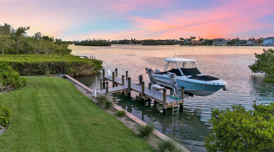 Nokomis, Florida 34275, 3 Bedroom Bedrooms, ,2 Bathroombathrooms,Residential,For Sale,Laurel,0,Mfra4694029
