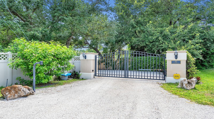 Nokomis, Florida 34275, 3 Bedroom Bedrooms, ,2 Bathroombathrooms,Residential,For Sale,Laurel,0,Mfra4694029