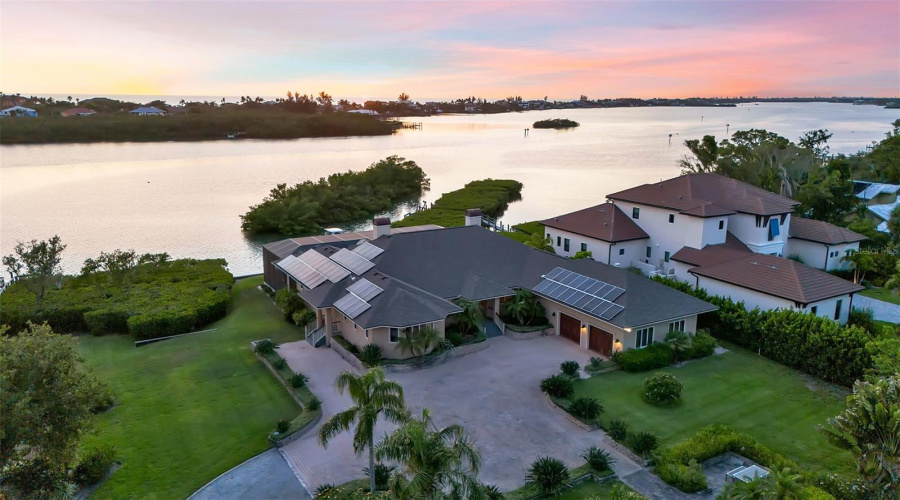 Nokomis, Florida 34275, 3 Bedroom Bedrooms, ,2 Bathroombathrooms,Residential,For Sale,Laurel,0,Mfra4694029