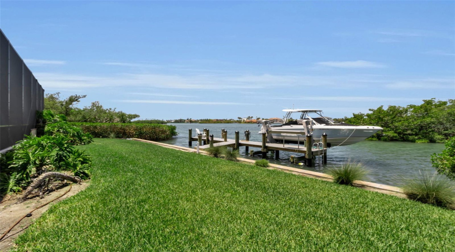 Nokomis, Florida 34275, 3 Bedroom Bedrooms, ,2 Bathroombathrooms,Residential,For Sale,Laurel,0,Mfra4694029