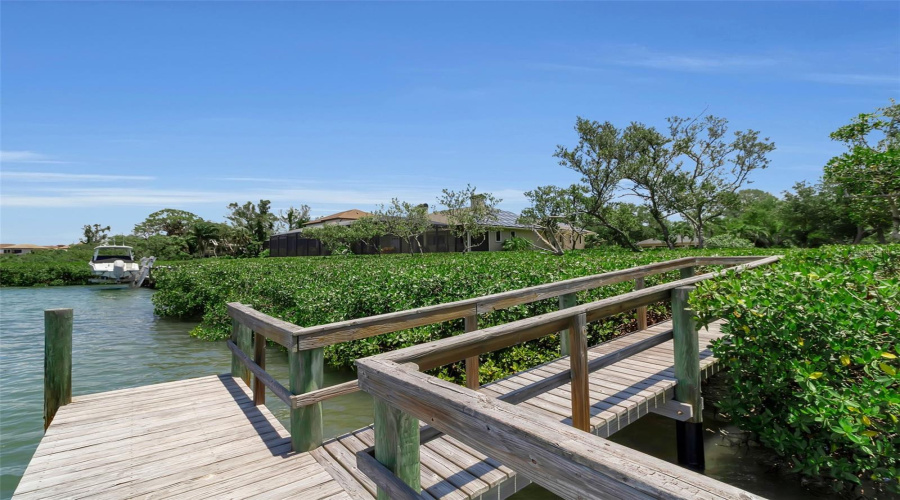 Nokomis, Florida 34275, 3 Bedroom Bedrooms, ,2 Bathroombathrooms,Residential,For Sale,Laurel,0,Mfra4694029