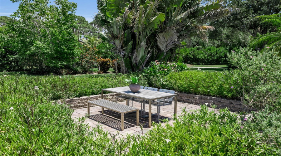 Nokomis, Florida 34275, 3 Bedroom Bedrooms, ,2 Bathroombathrooms,Residential,For Sale,Laurel,0,Mfra4694029