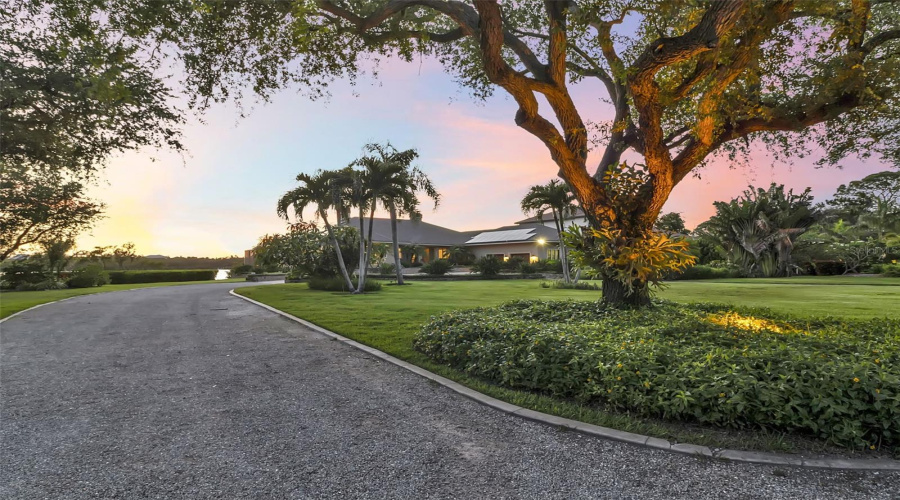 Nokomis, Florida 34275, 3 Bedroom Bedrooms, ,2 Bathroombathrooms,Residential,For Sale,Laurel,0,Mfra4694029