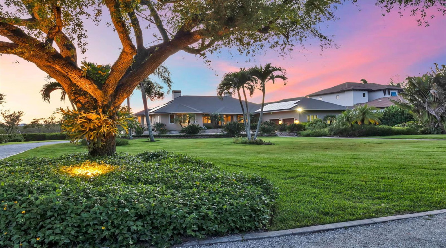 Nokomis, Florida 34275, 3 Bedroom Bedrooms, ,2 Bathroombathrooms,Residential,For Sale,Laurel,0,Mfra4694029