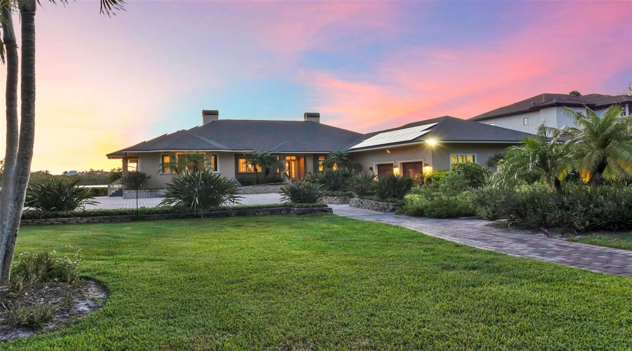 Nokomis, Florida 34275, 3 Bedroom Bedrooms, ,2 Bathroombathrooms,Residential,For Sale,Laurel,0,Mfra4694029