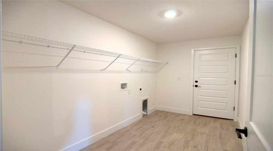 Dade City, Florida 33523, 4 Bedroom Bedrooms, ,2 Bathroombathrooms,Residential,For Sale,Hidden View Circle,0,Mfrtb8524758