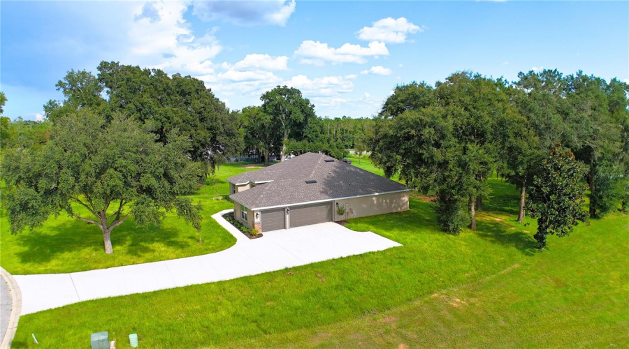 Dade City, Florida 33523, 4 Bedroom Bedrooms, ,2 Bathroombathrooms,Residential,For Sale,Hidden View Circle,0,Mfrtb8524758