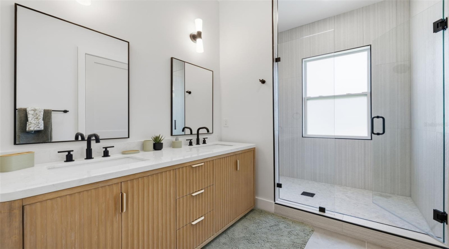 Tampa, Florida 33610, 4 Bedroom Bedrooms, ,3 Bathroombathrooms,Residential,For Sale,17Th,0,Mfrtb8530430
