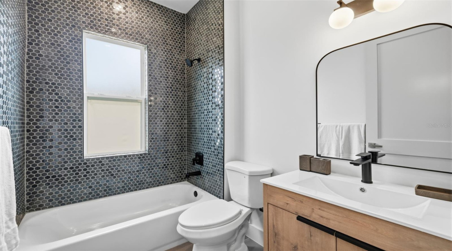 Tampa, Florida 33610, 4 Bedroom Bedrooms, ,3 Bathroombathrooms,Residential,For Sale,17Th,0,Mfrtb8530430