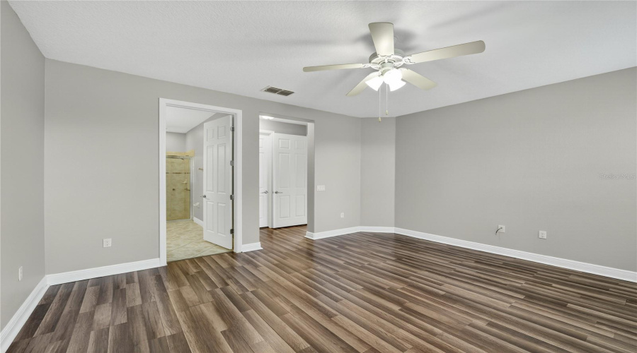 Kissimmee, Florida 34759, 2 Bedroom Bedrooms, ,2 Bathroombathrooms,Residential,For Sale,Presido Park,0,Mfrtb8429298