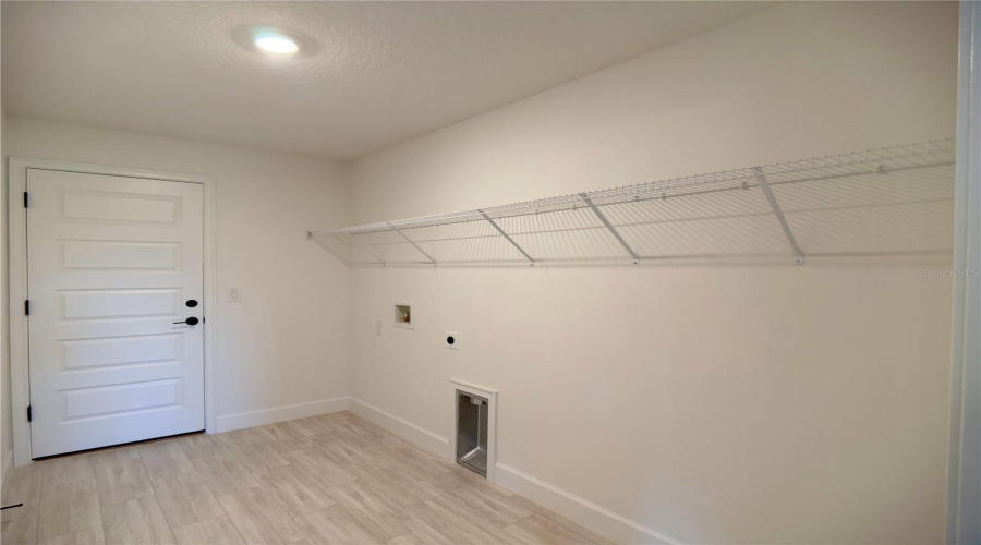 Dade City, Florida 33523, 4 Bedroom Bedrooms, ,2 Bathroombathrooms,Residential,For Sale,Hidden View Circle,0,Mfrtb8456366