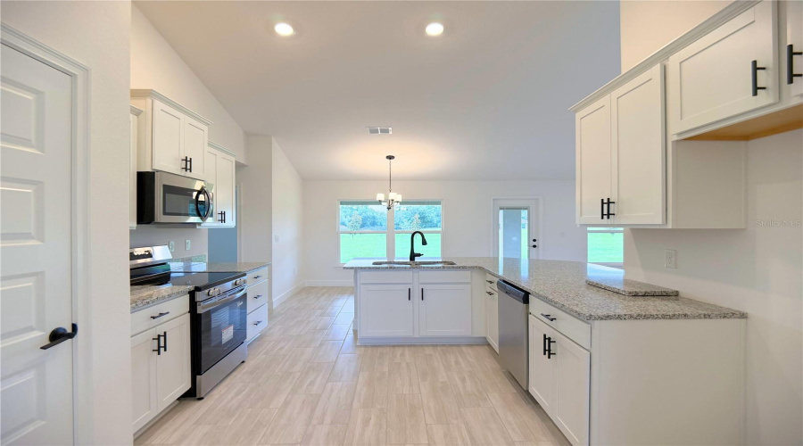 Dade City, Florida 33523, 4 Bedroom Bedrooms, ,2 Bathroombathrooms,Residential,For Sale,Hidden View Circle,0,Mfrtb8456366