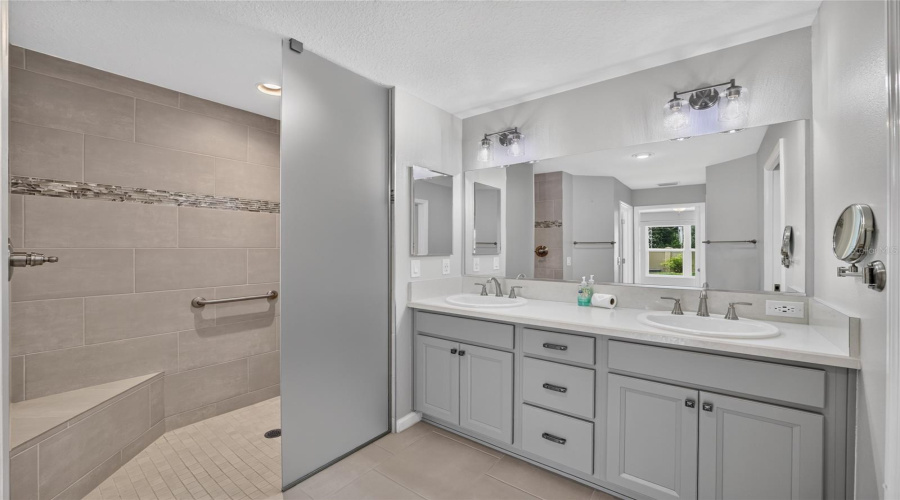 The Villages, Florida 32163, 3 Bedroom Bedrooms, ,2 Bathroombathrooms,Residential,For Sale,Connor,0,Mfrg5115705