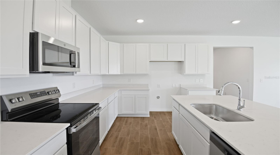 Ocala, Florida 34474, 4 Bedroom Bedrooms, ,3 Bathroombathrooms,Residential,For Sale,64Th,0,Mfrs5131084