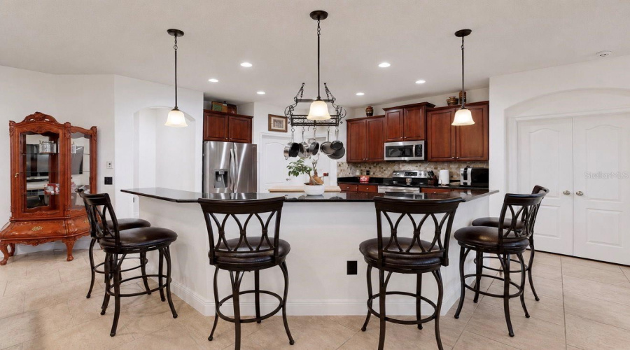 Apollo Beach, Florida 33572, 4 Bedroom Bedrooms, ,3 Bathroombathrooms,Residential,For Sale,Sandy Shell,0,Mfrtb8536465