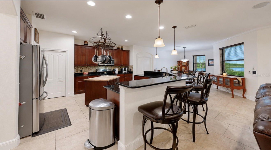 Apollo Beach, Florida 33572, 4 Bedroom Bedrooms, ,3 Bathroombathrooms,Residential,For Sale,Sandy Shell,0,Mfrtb8536465