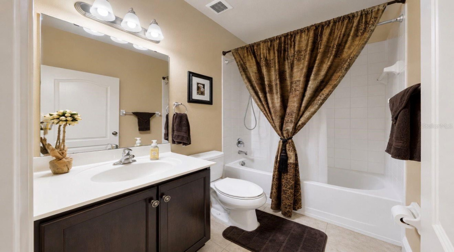 Apollo Beach, Florida 33572, 4 Bedroom Bedrooms, ,3 Bathroombathrooms,Residential,For Sale,Sandy Shell,0,Mfrtb8536465