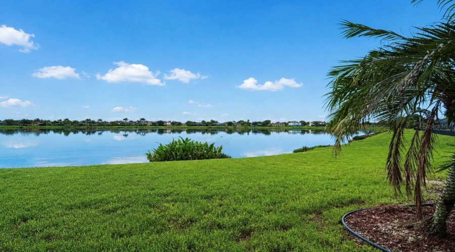Apollo Beach, Florida 33572, 4 Bedroom Bedrooms, ,3 Bathroombathrooms,Residential,For Sale,Sandy Shell,0,Mfrtb8536465
