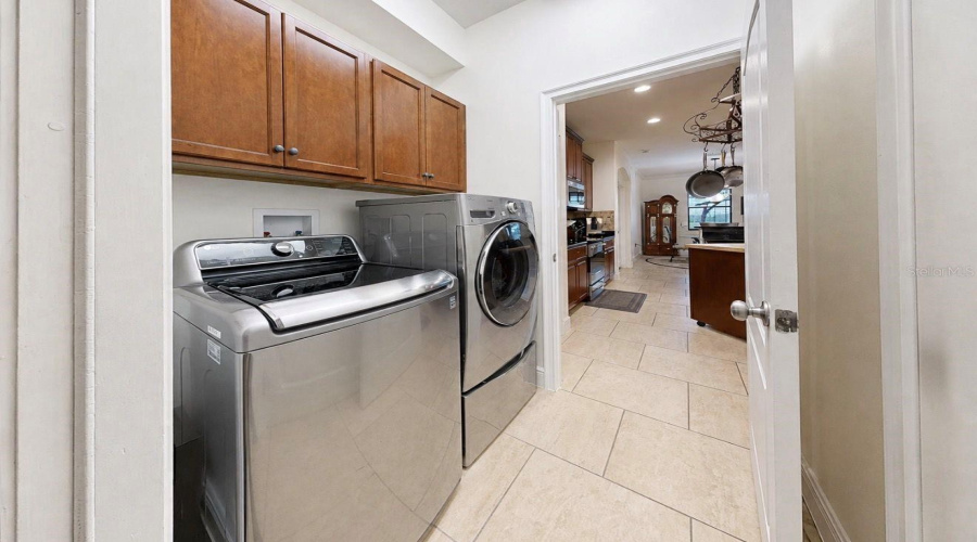 Apollo Beach, Florida 33572, 4 Bedroom Bedrooms, ,3 Bathroombathrooms,Residential,For Sale,Sandy Shell,0,Mfrtb8536465