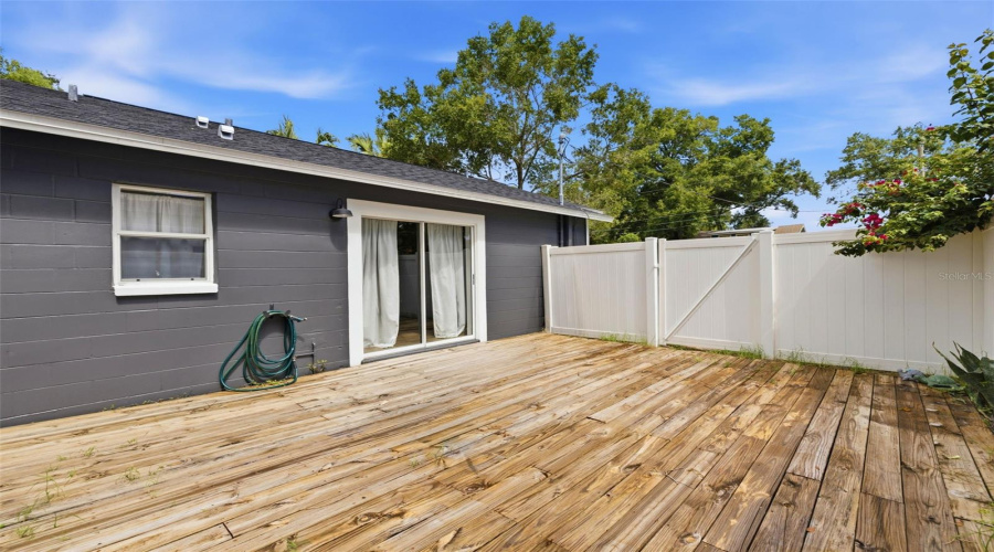 Tampa, Florida 33604, 3 Bedroom Bedrooms, ,2 Bathroombathrooms,Residential,For Sale,Cluster,0,Mfrtb8536612