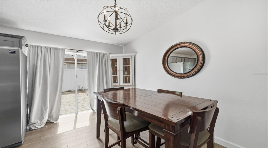 Tampa, Florida 33604, 3 Bedroom Bedrooms, ,2 Bathroombathrooms,Residential,For Sale,Cluster,0,Mfrtb8536612