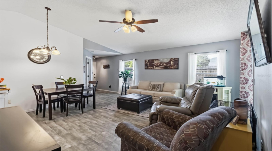 Orlando, Florida 32817, 3 Bedroom Bedrooms, ,2 Bathroombathrooms,Residential,For Sale,Rose Brook,0,Mfro6416693