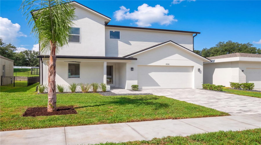 Lady Lake, Florida 32159, 4 Bedroom Bedrooms, ,3 Bathroombathrooms,Residential,For Sale,Skyfield,0,Mfrg5105211