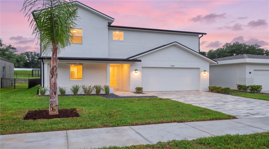 Lady Lake, Florida 32159, 4 Bedroom Bedrooms, ,3 Bathroombathrooms,Residential,For Sale,Skyfield,0,Mfrg5105211