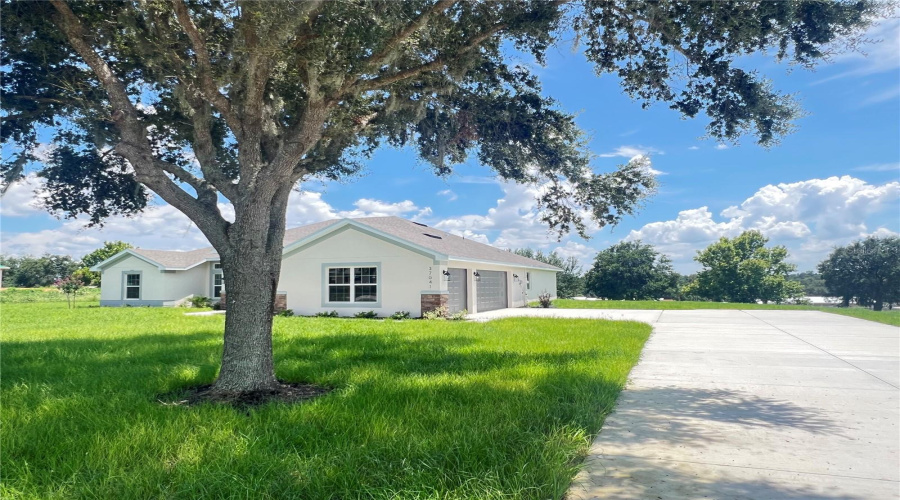 Dade City, Florida 33523, 4 Bedroom Bedrooms, ,2 Bathroombathrooms,Residential,For Sale,Hidden View Circle,0,Mfrtb8456391