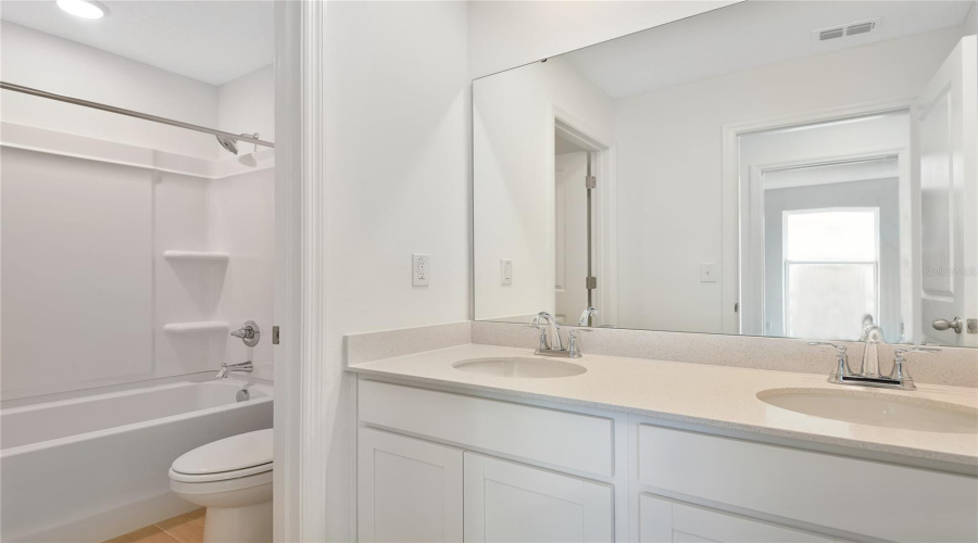 Ocala, Florida 34474, 4 Bedroom Bedrooms, ,2 Bathroombathrooms,Residential,For Sale,64Th,0,Mfrs5131085