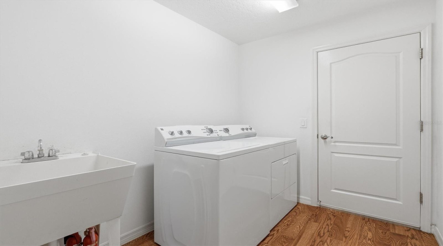 Indoor Laundry With Wash Tub