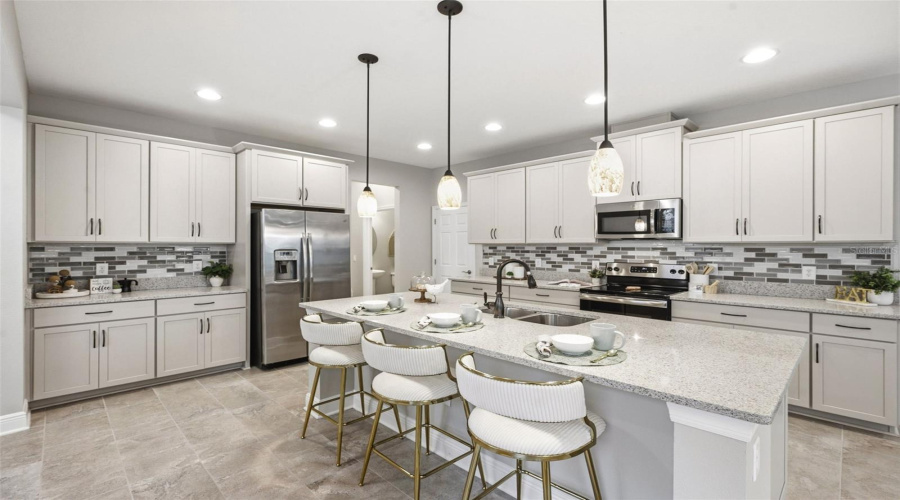 Wesley Chapel, Florida 33543, 3 Bedroom Bedrooms, ,2 Bathroombathrooms,Residential,For Sale,Southwell,0,Mfrtb8514013