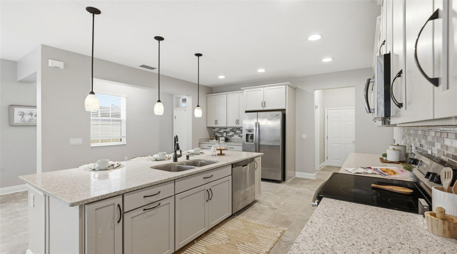 Wesley Chapel, Florida 33543, 3 Bedroom Bedrooms, ,2 Bathroombathrooms,Residential,For Sale,Southwell,0,Mfrtb8514013