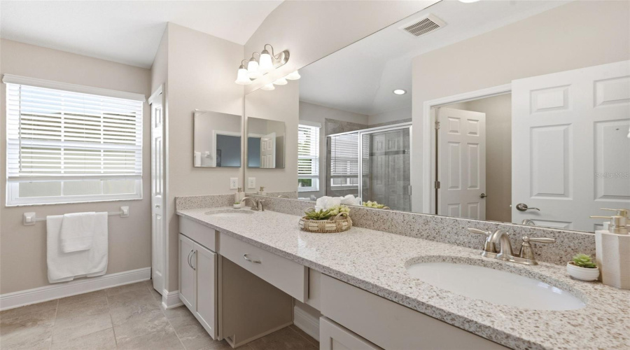 Wesley Chapel, Florida 33543, 3 Bedroom Bedrooms, ,2 Bathroombathrooms,Residential,For Sale,Southwell,0,Mfrtb8514013