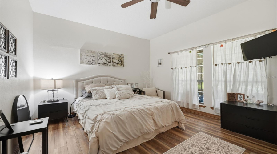 Geneva, Florida 32732, 5 Bedroom Bedrooms, ,3 Bathroombathrooms,Residential,For Sale,Jungle,0,Mfrv4949688