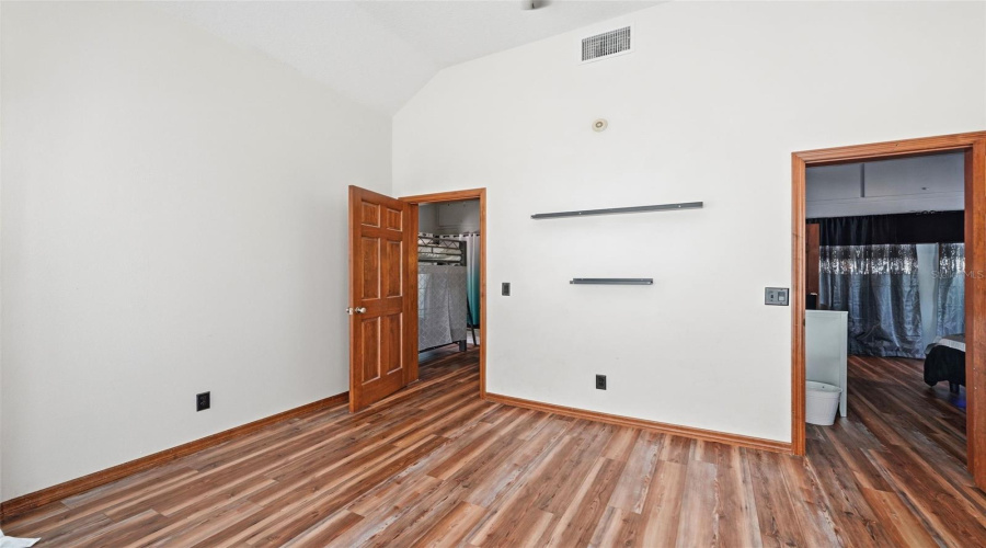 Geneva, Florida 32732, 5 Bedroom Bedrooms, ,3 Bathroombathrooms,Residential,For Sale,Jungle,0,Mfrv4949688