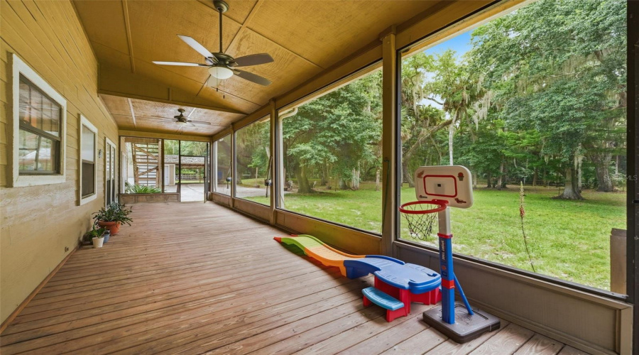 Geneva, Florida 32732, 5 Bedroom Bedrooms, ,3 Bathroombathrooms,Residential,For Sale,Jungle,0,Mfrv4949688