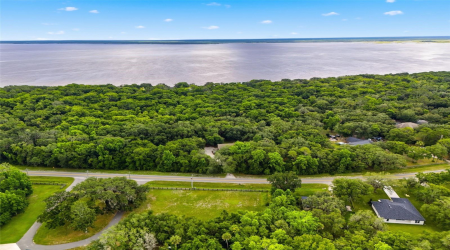 Geneva, Florida 32732, 5 Bedroom Bedrooms, ,3 Bathroombathrooms,Residential,For Sale,Jungle,0,Mfrv4949688