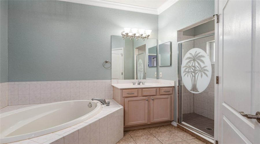 Bradenton, Florida 34212, 3 Bedroom Bedrooms, ,2 Bathroombathrooms,Residential,For Sale,Stone Harbour,0,Mfra4703833
