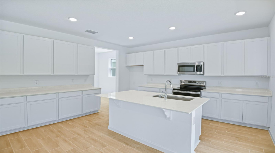 Ocala, Florida 34474, 5 Bedroom Bedrooms, ,3 Bathroombathrooms,Residential,For Sale,64Th,0,Mfrs5130906