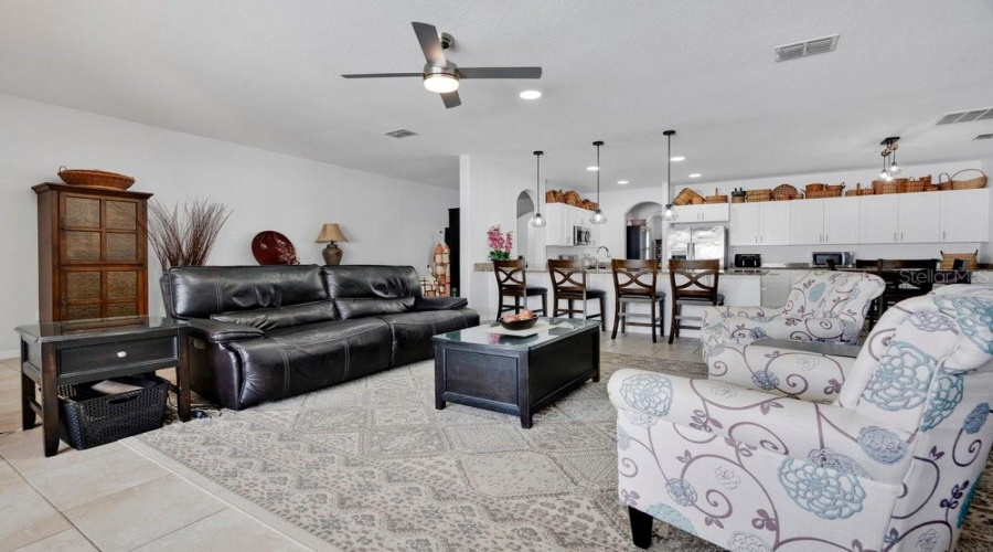 Apopka, Florida 32712, 4 Bedroom Bedrooms, ,3 Bathroombathrooms,Residential,For Sale,Rock Creek,0,Mfro6426550