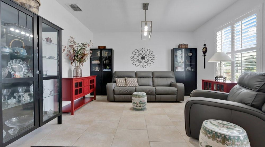 Apopka, Florida 32712, 4 Bedroom Bedrooms, ,3 Bathroombathrooms,Residential,For Sale,Rock Creek,0,Mfro6426550