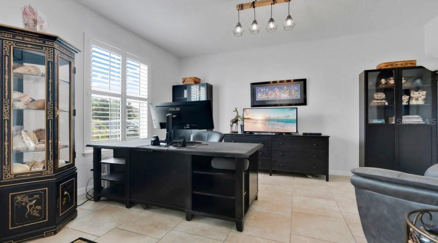 Apopka, Florida 32712, 4 Bedroom Bedrooms, ,3 Bathroombathrooms,Residential,For Sale,Rock Creek,0,Mfro6426550